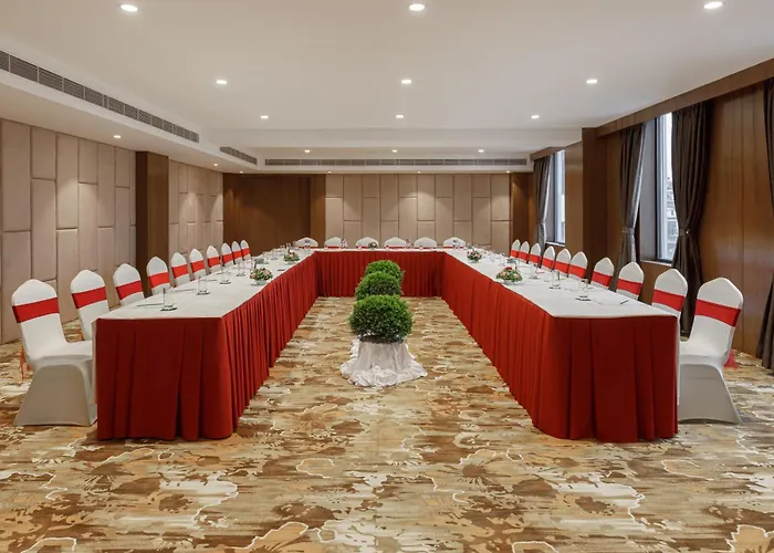 Royal Tulip Hotel 5*